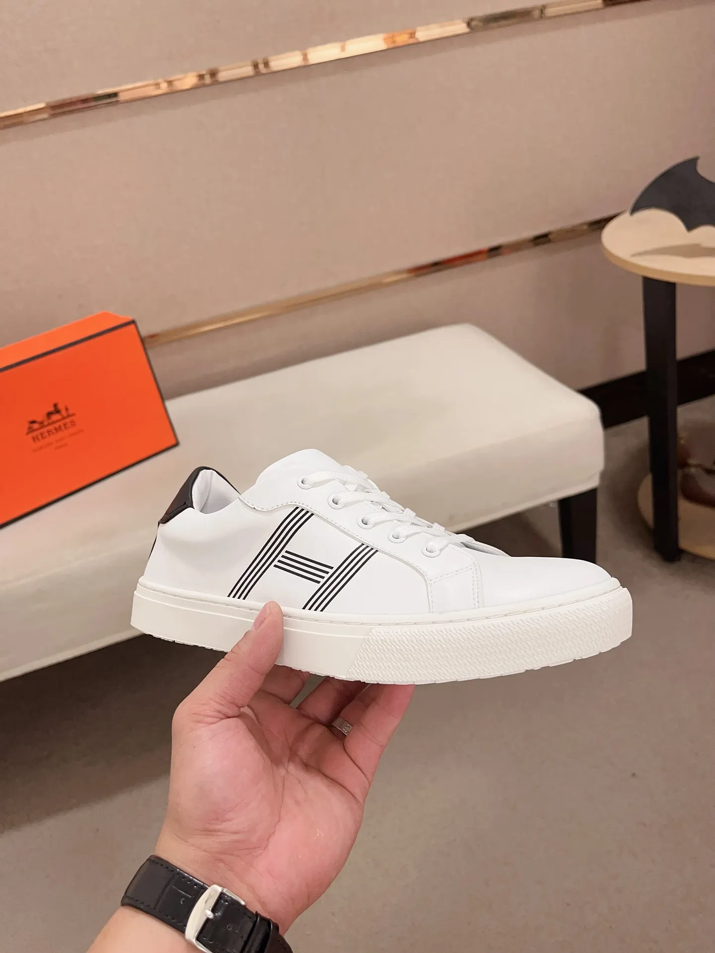 Men's clothing and shoes💰: 400💰《HERMES》【Classic Original Version】Hermès; Top 🔝 Purchasing Agency 🔍🔍Latest 🇺🇸Sold simultaneously at counters, original imported from Italy ▲▲Cow leather▲ ▲Exquisite workmanship (Italian 🇮🇹imported water-dyed 🐂cowhide lining) sole: original sole provided by the original factory, ⚠️exclusive double-layer activity·TPR·rubber·combined molded outsole; Code number: 36-44 (45/46 can be customized, non-refundable)